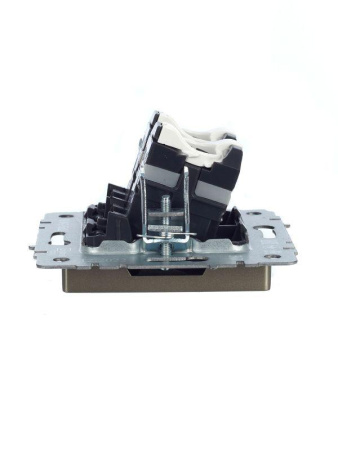 https://rs24.ru/ctlg/edi/IEK/BR/BR-K20-1-K37/BR-K20-1-K37_6.jpeg https://rs24.ru/ctlg/edi/IEK/BR/BR-K20-1-K37/BR-K20-1-K37_6.jpeg