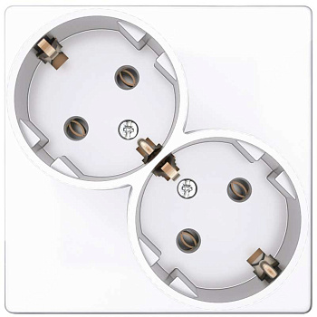 Розетка 2-м СП Simon24 16А IP20 2х2P+E Schuko без защ. шторок механизм бел. Simon 2450459-030