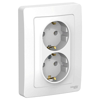 Розетка 2-м СП Blanca 16А IP20 250В с заземл. без защ. шторок бел. SchE BLNRS001021