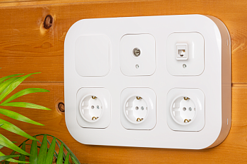 Заглушка 1-м для блоков Quteo бел. Leg 782295