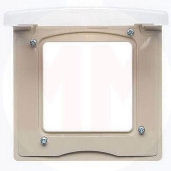 Рамка 1-м Etika IP44 с защ. крышкой сл. кость Leg 672560